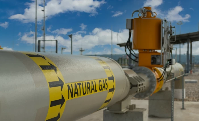 Συνεχίζει να ακριβαίνει το ευρωπαϊκό φυσικό αέριο εν αναμονή της λήξης της προθεσμίας Τραμπ για το Ιράν